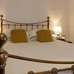 Feriehus Stylish Retreat Inside Walls York
