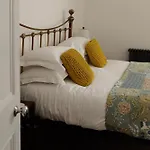 Stylish Retreat Inside Walls York