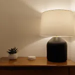 Stylish Retreat Inside Walls 度假居