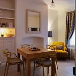 Feriehus Stylish Retreat Inside Walls *