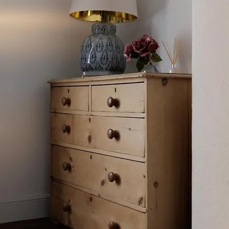 펜션 Stylish Retreat Inside Walls *