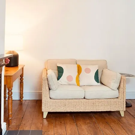 Ferienhaus Stylish Retreat Inside Walls York