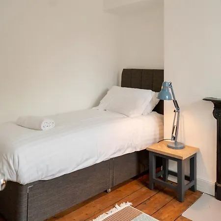 Ferienhaus Stylish Retreat Inside Walls York