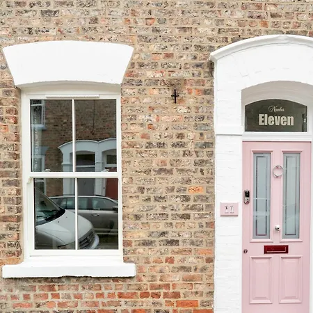 Stylish Retreat Inside Walls York