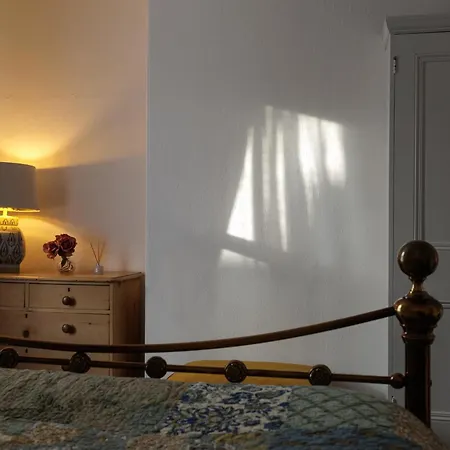 Σπίτι διακοπών Stylish Retreat Inside Walls
