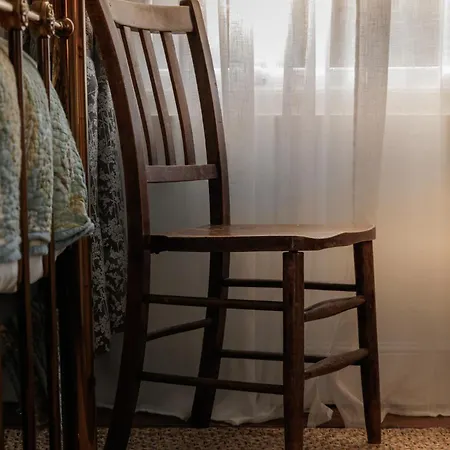 בית נופש Stylish Retreat Inside Walls *