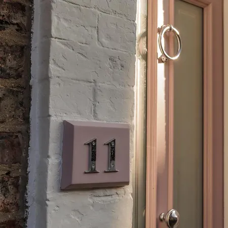 בית נופש Stylish Retreat Inside Walls יורק